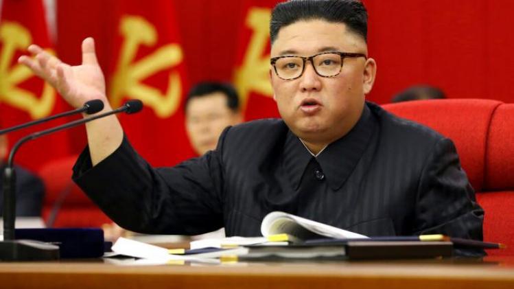 Kim Jong Un looks dramatically thin Kim Jong Un looks dramatically thin