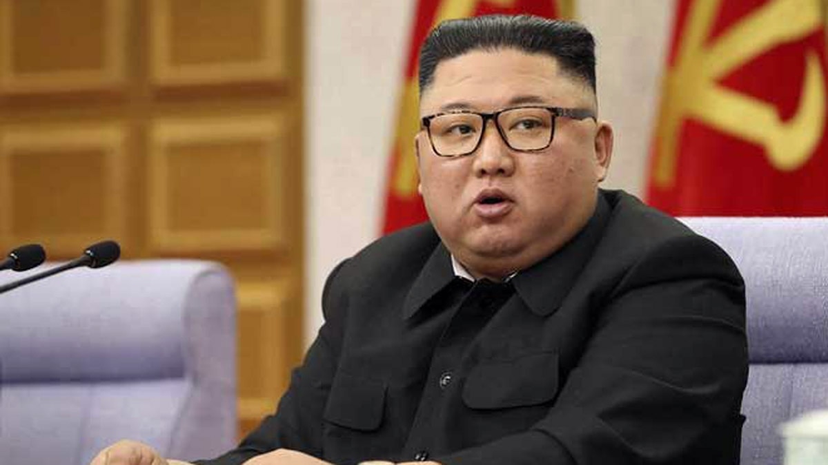 Kim Jong asked the party workers to work for resolving the food shortage. Kim Jong asked the party workers to work for resolving the food shortage.