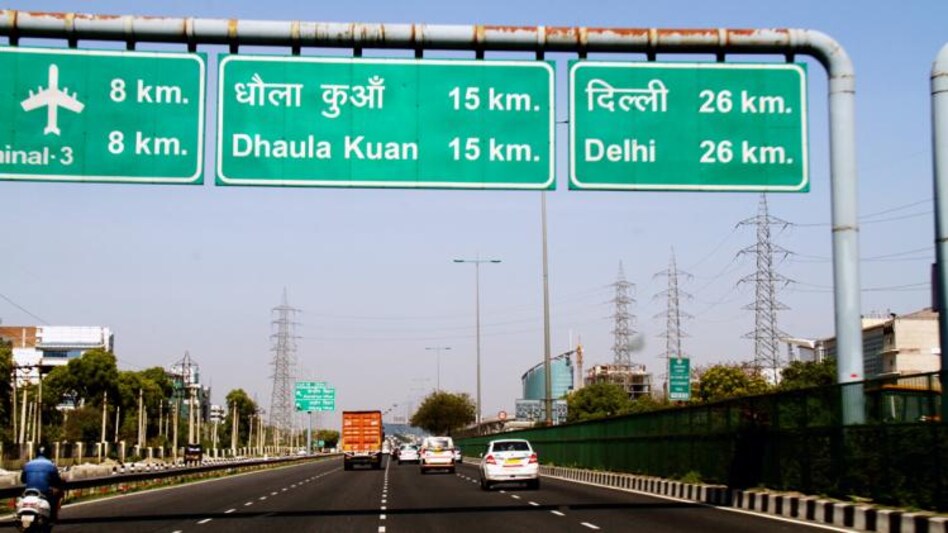 "National highways offer real estate development opportunities across India with 15 percent upward returns," JLL India said "National highways offer real estate development opportunities across India with 15 percent upward returns," JLL India said