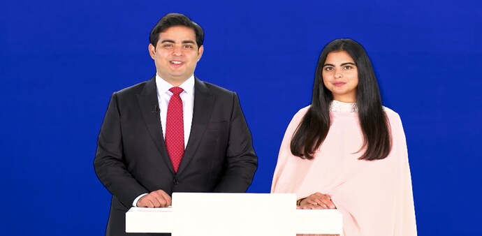 Isha and Akash Ambani during the 44th AGM Isha and Akash Ambani during the 44th AGM