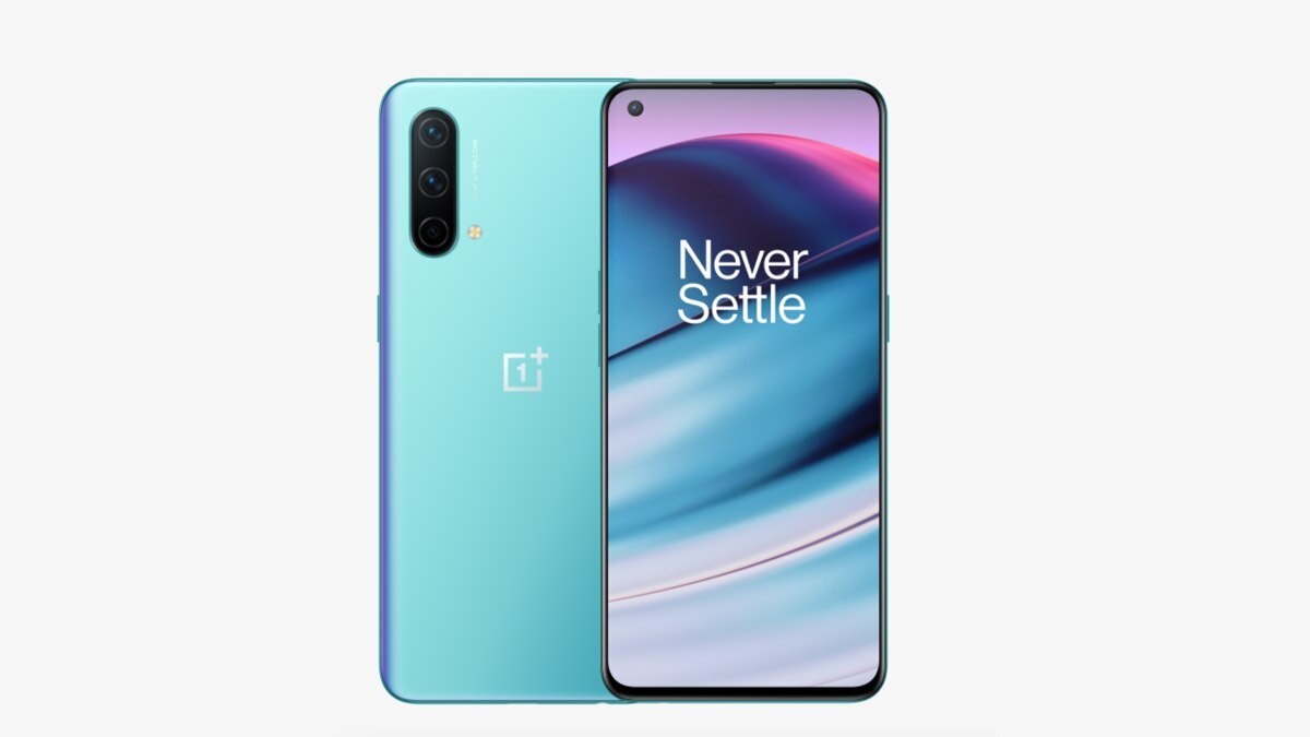 Unlike the current range of smartphones in the market, it feels lightweight (170 grams) and is comfortable to hold too Unlike the current range of smartphones in the market, it feels lightweight (170 grams) and is comfortable to hold too