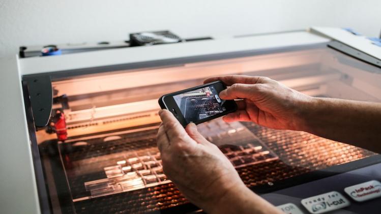 Big relief! Govt extends PLI scheme for mobile manufacturers by a year