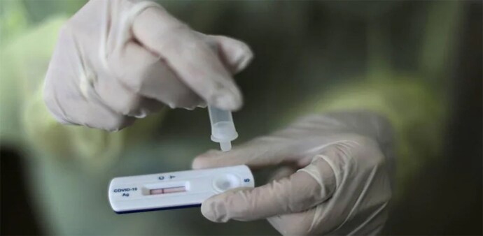 The woman had tested COVID-19 positive for the first time in September 2020. (Photo: Reuters/Representational) The woman had tested COVID-19 positive for the first time in September 2020. (Photo: Reuters/Representational)