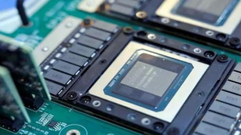 The target segments under the PLI scheme for IT hardware include laptops, tablets, all-in-one personal computers (PCs) and servers The target segments under the PLI scheme for IT hardware include laptops, tablets, all-in-one personal computers (PCs) and servers