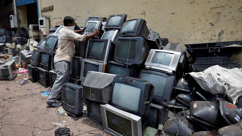 India could benefit from such a law to arrest it's mounting e-waste increase (Source: Reuters) India could benefit from such a law to arrest it's mounting e-waste increase (Source: Reuters)