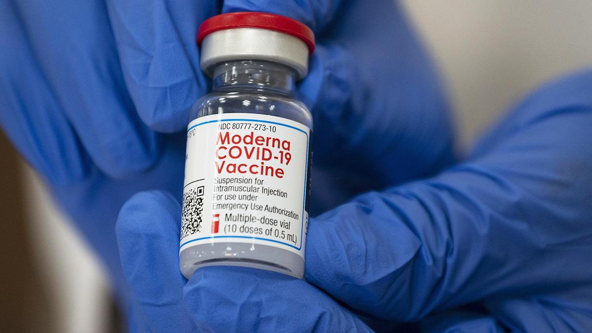 India has been offered 7.5 million doses of Moderna's COVID-19 vaccine (Source: PTI) India has been offered 7.5 million doses of Moderna's COVID-19 vaccine (Source: PTI)
