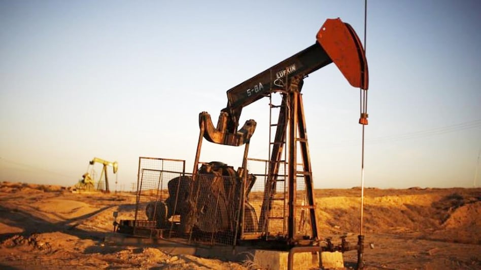 Brent crude futures rose 38 cents, or 0.5%, to $74.86 a barrel (Sources: Reuters) Brent crude futures rose 38 cents, or 0.5%, to $74.86 a barrel (Sources: Reuters)