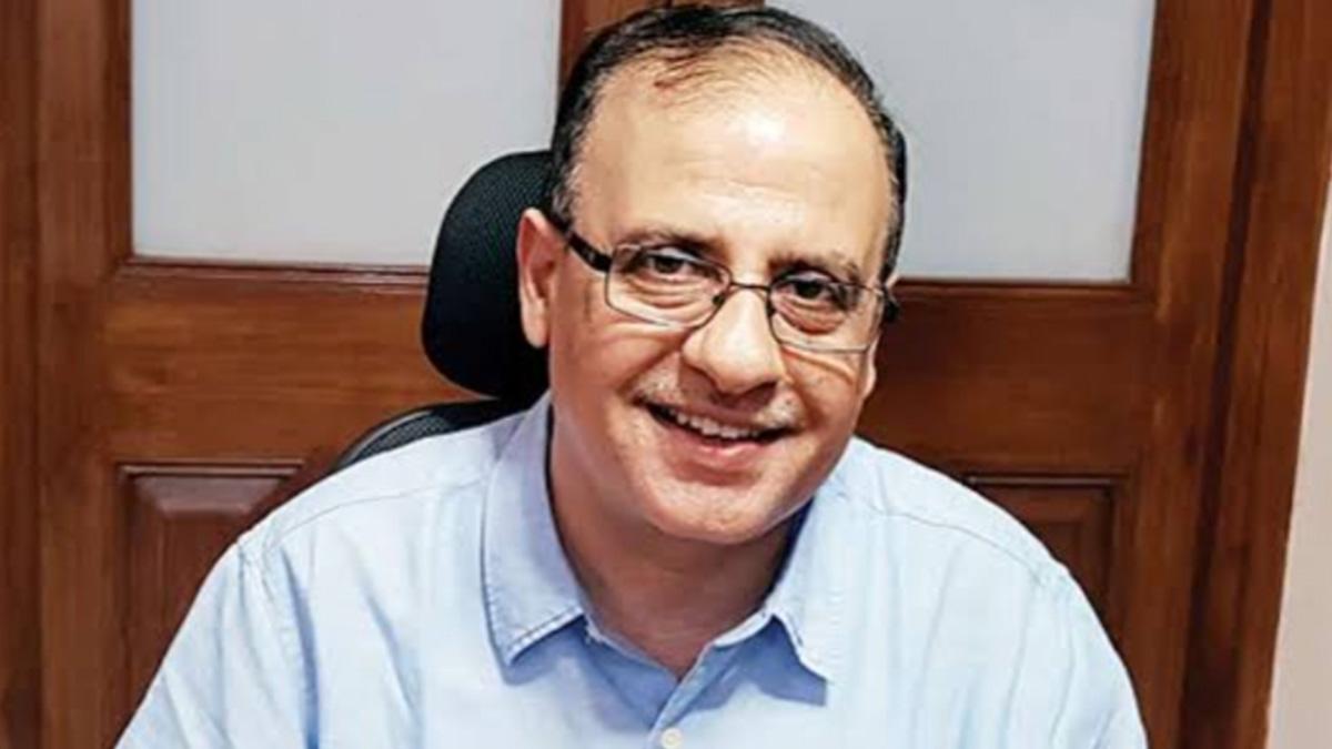 Ajoy Mehta's Nariman Point flat under IT scanner Ajoy Mehta's Nariman Point flat under IT scanner