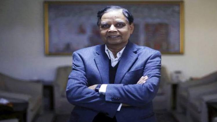 wondered if the slow pace of vaccination was because of insufficient production of vaccines or due to vaccine hesitancy. wondered if the slow pace of vaccination was because of insufficient production of vaccines or due to vaccine hesitancy.