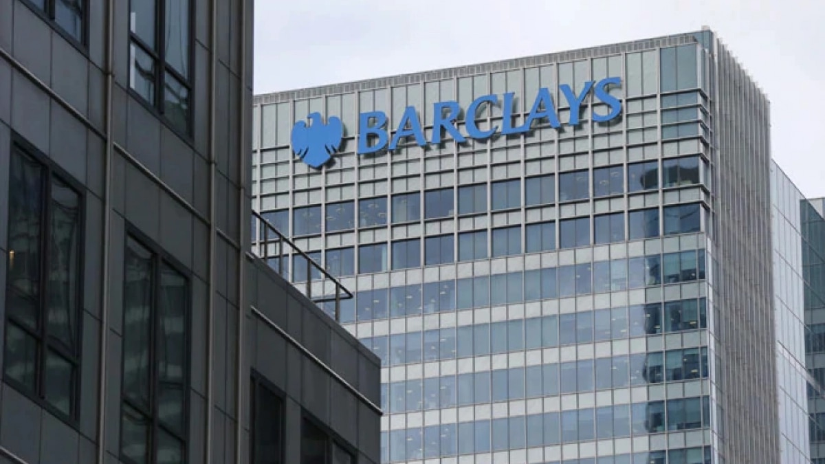 Barclays' investment bank continued its strong run Barclays' investment bank continued its strong run