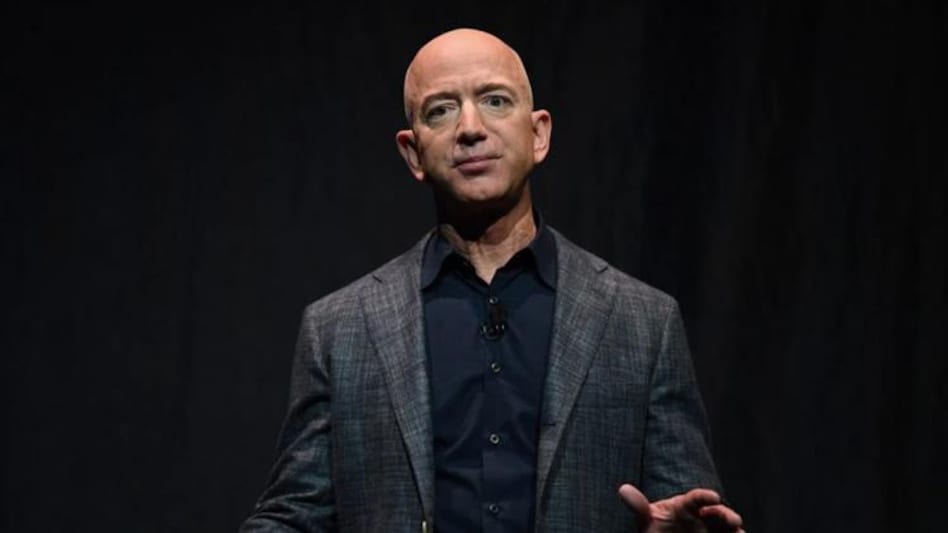 Amazon CEO Jeff Bezos to step down today Amazon CEO Jeff Bezos to step down today