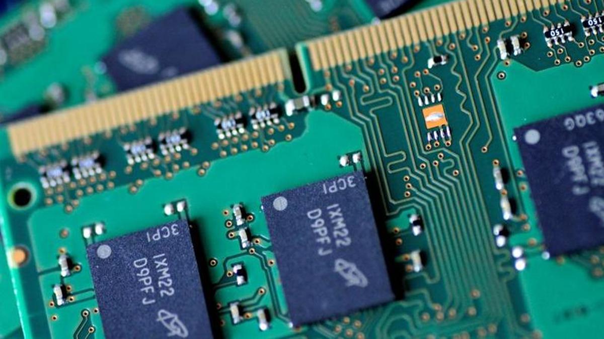 even crypto miners are seeking ways to recycle "used" chips (Source: Reuters) even crypto miners are seeking ways to recycle "used" chips (Source: Reuters)