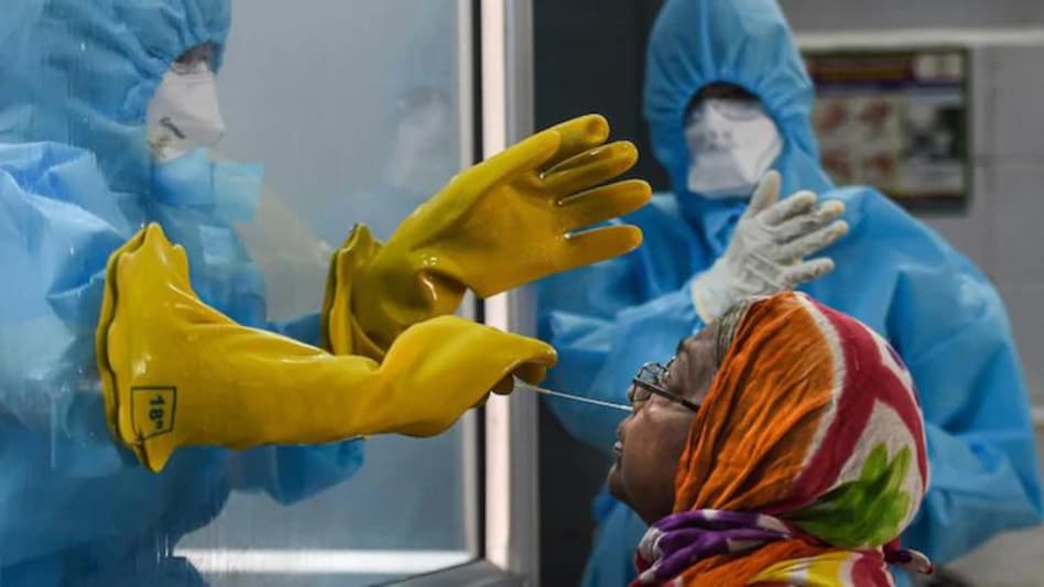 A decrease of 1,619 has been recorded in the number of active cases in a span of 24 hours (Source: PTI) A decrease of 1,619 has been recorded in the number of active cases in a span of 24 hours (Source: PTI)