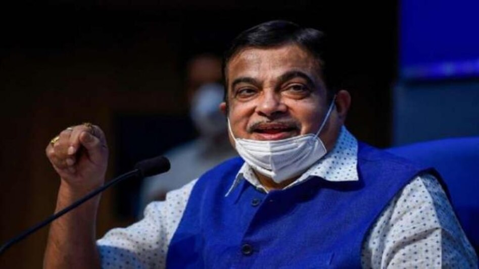 Gadkari also said he is planning to develop a landscape between the 18-km-stretch of Zojila tunnel in Ladakh and Z-Morh tunnel in Jammu & Kashmir like world-famous Davos in Switzerland (Source: PTI) Gadkari also said he is planning to develop a landscape between the 18-km-stretch of Zojila tunnel in Ladakh and Z-Morh tunnel in Jammu & Kashmir like world-famous Davos in Switzerland (Source: PTI)