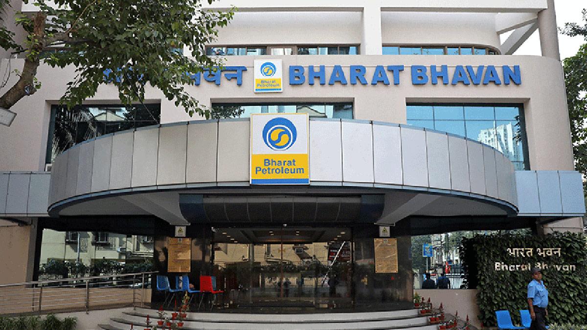 India so far allows 49% foreign direct investment in state-run oil and gas companies (Source:Reuters) India so far allows 49% foreign direct investment in state-run oil and gas companies (Source:Reuters)