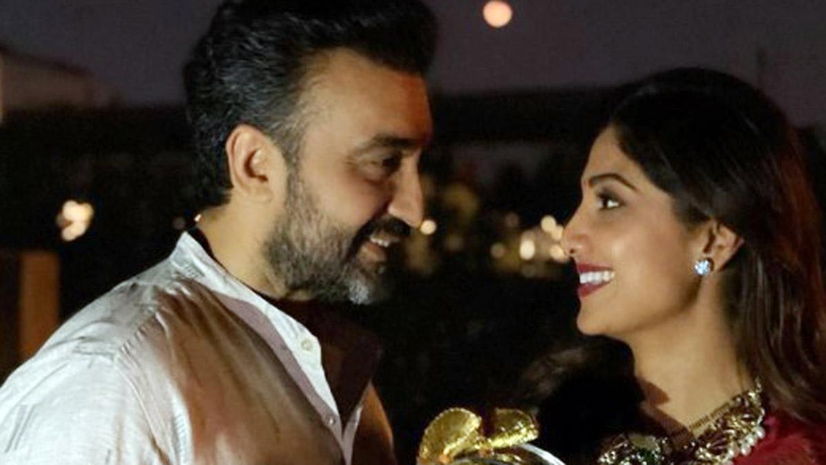 Shilpa Shetty with her husband Raj Kundra Shilpa Shetty with her husband Raj Kundra