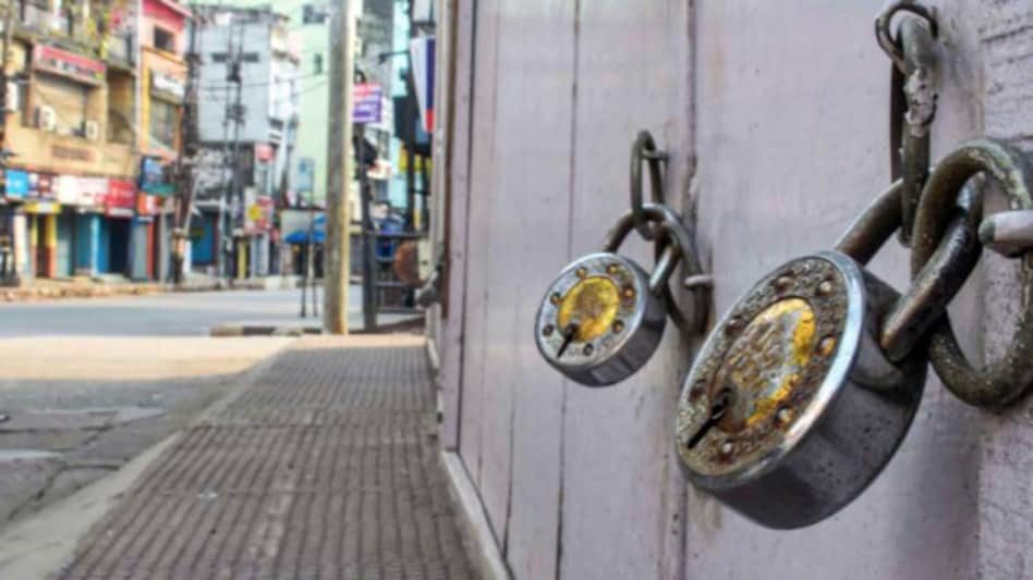 The shops that fall under the Export Market of Sarojini Nagar will be closed from Sunday (July 18) The shops that fall under the Export Market of Sarojini Nagar will be closed from Sunday (July 18)