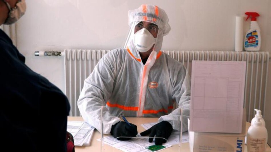 At present, there are two vaccine-testing laboratories in the country At present, there are two vaccine-testing laboratories in the country