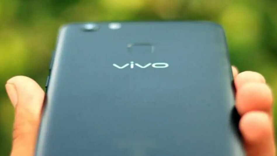 Vivo, which has a presence across about 70,000 retail points in the country, sees most of its sales coming from offline retail Vivo, which has a presence across about 70,000 retail points in the country, sees most of its sales coming from offline retail