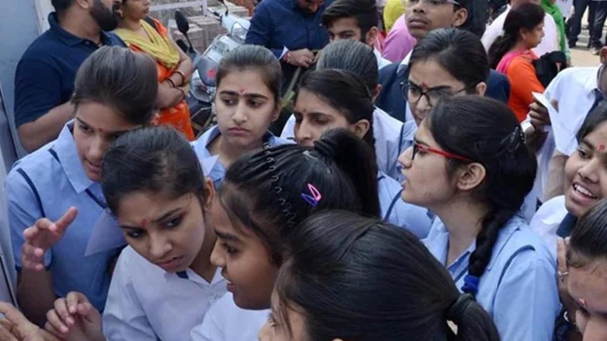 CBSE class 10 results: 99.04% students pass, girls outshine boys by narrow margin