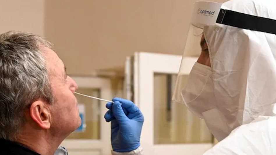 The test uses easily assembled materials such as human angiotensin-converting enzyme 2, modified graphite leads, and a plastic vial (Source:Reuters) The test uses easily assembled materials such as human angiotensin-converting enzyme 2, modified graphite leads, and a plastic vial (Source:Reuters)