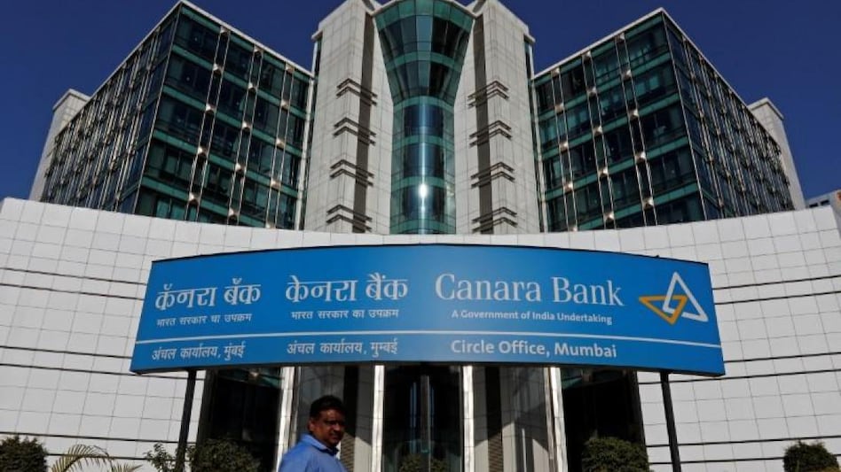 Canara Bank says it may, at its discretion, offer a discount of not more than 5% on the floor price calculated for the QIP Canara Bank says it may, at its discretion, offer a discount of not more than 5% on the floor price calculated for the QIP