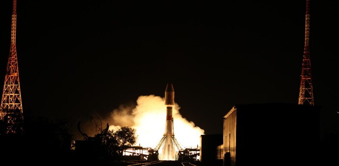 These satellites were flown into operational orbit to deliver fast, reliable, enterprise-grade internet to the hardest-to-reach places and communities above 50 degrees North These satellites were flown into operational orbit to deliver fast, reliable, enterprise-grade internet to the hardest-to-reach places and communities above 50 degrees North