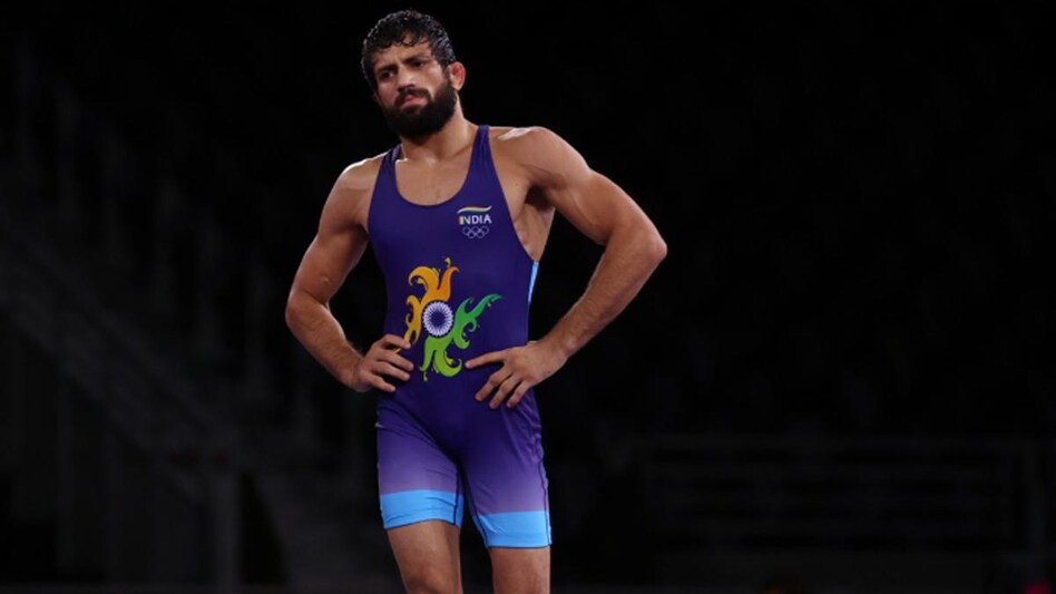 Dahiya had won both his previous bouts on technical superiority en route the final (Source:Reuters) Dahiya had won both his previous bouts on technical superiority en route the final (Source:Reuters)