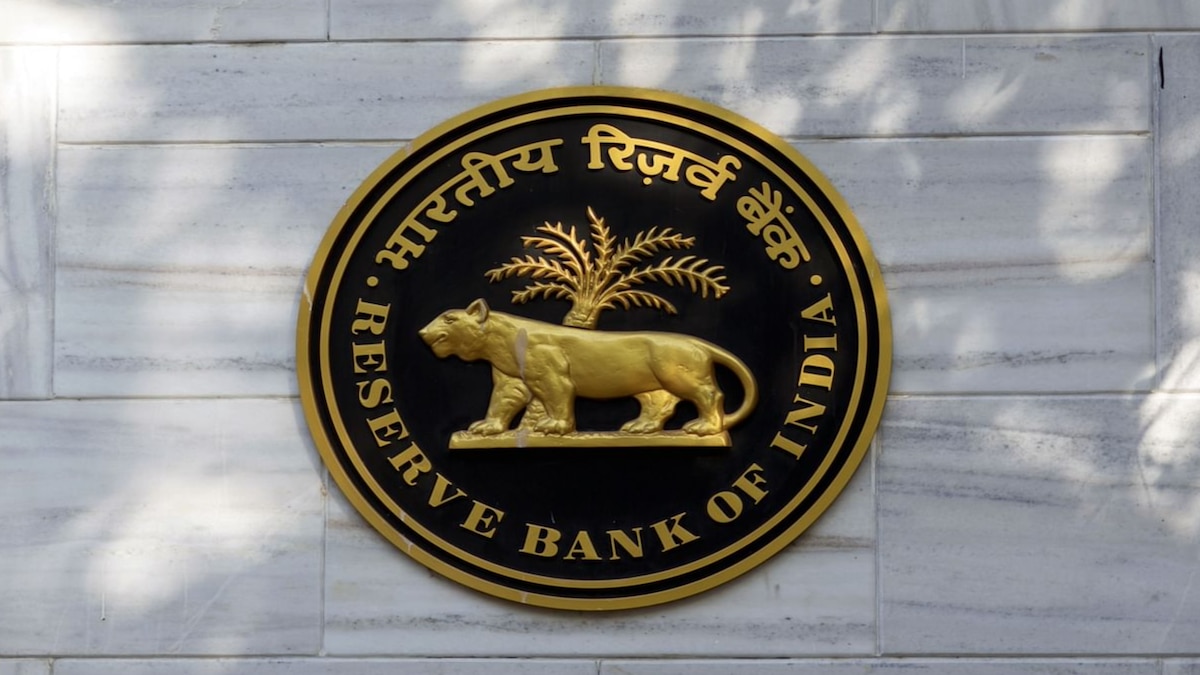 RBI imposes Rs 15 lakh penalty on Baghat Urban Co-operative Bank, Solan