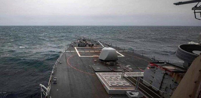 Vessels that may endanger the maritime traffic safety of China prescribed by laws would also need to follow the new regulation. Vessels that may endanger the maritime traffic safety of China prescribed by laws would also need to follow the new regulation.