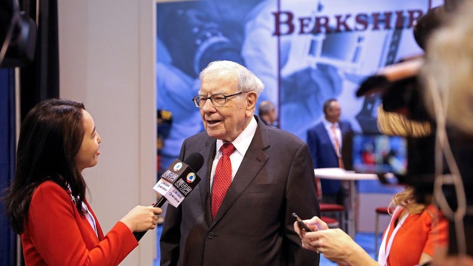 Berkshire has been a net seller of stocks in 2021, including in the second quarter when it sold $1.1 billion more stocks than it bought (Source:Reuters) Berkshire has been a net seller of stocks in 2021, including in the second quarter when it sold $1.1 billion more stocks than it bought (Source:Reuters)
