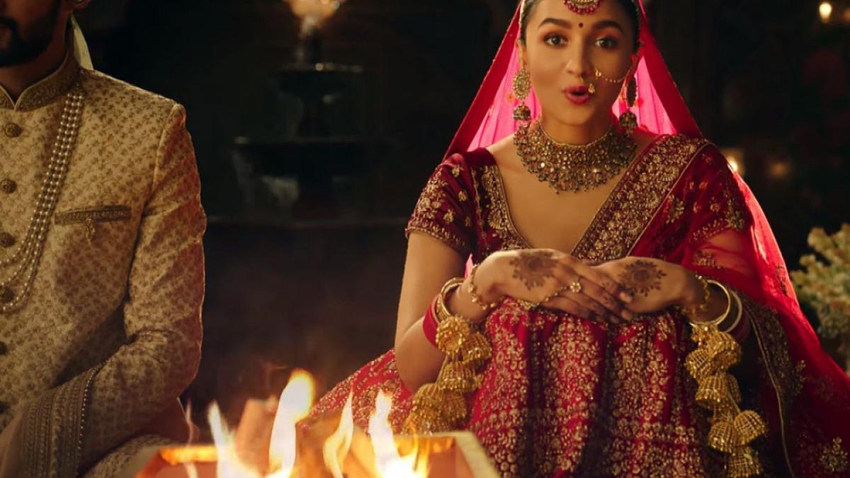 Mohey’s new advertisement shows Alia Bhatt questioning the conventional Hindu marriage system wherein families ‘give away’ their daughters to another family they wed in Mohey’s new advertisement shows Alia Bhatt questioning the conventional Hindu marriage system wherein families ‘give away’ their daughters to another family they wed in