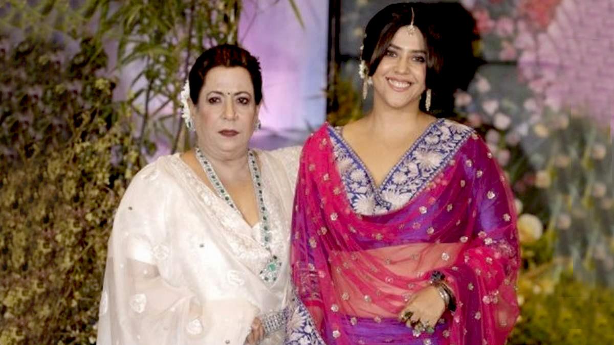 ekta kapoor shobha kapoor