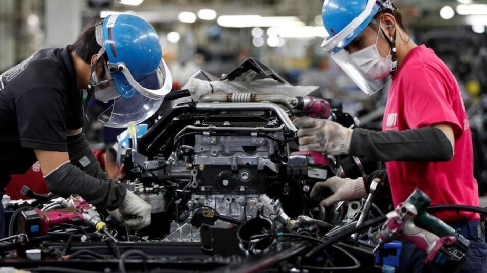 During the same period last year, IIP shrunk 10.5 per cent. During the same period last year, IIP shrunk 10.5 per cent.