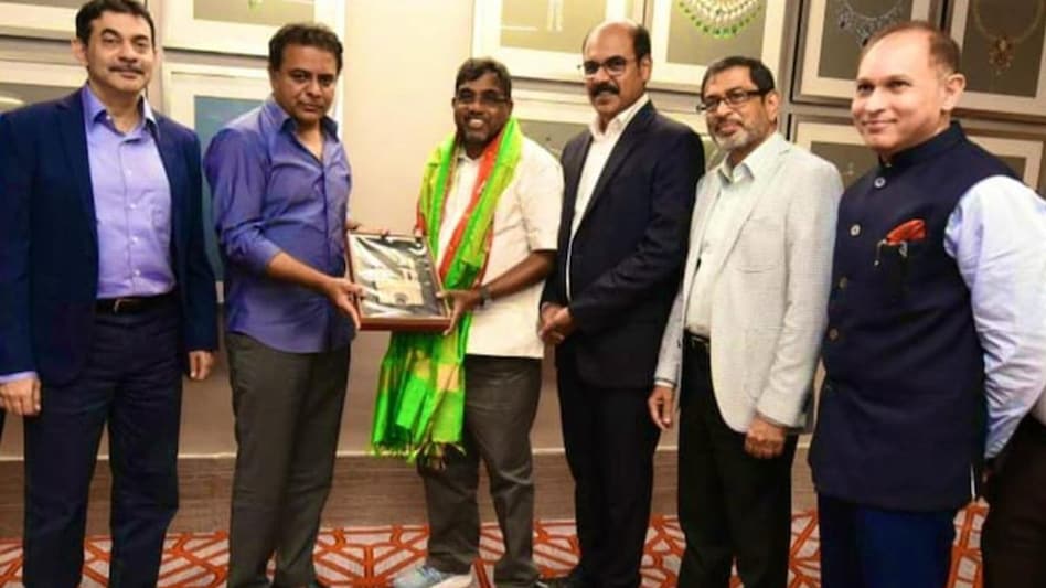 Malabar Group Chairman MP Ahammed and a team of representatives met Telangana minister KT Rama Rao in Hyderabad on Wednesday (Twitter/@KTRTRS) Malabar Group Chairman MP Ahammed and a team of representatives met Telangana minister KT Rama Rao in Hyderabad on Wednesday (Twitter/@KTRTRS)