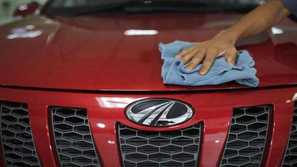 Mahindra & Mahindra's exports in August 2021 were at 3,180 vehicles, compared to 2,123 units last month Mahindra & Mahindra's exports in August 2021 were at 3,180 vehicles, compared to 2,123 units last month