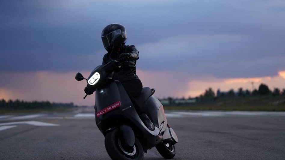 Sale of Ola S1 delayed by a week Sale of Ola S1 delayed by a week