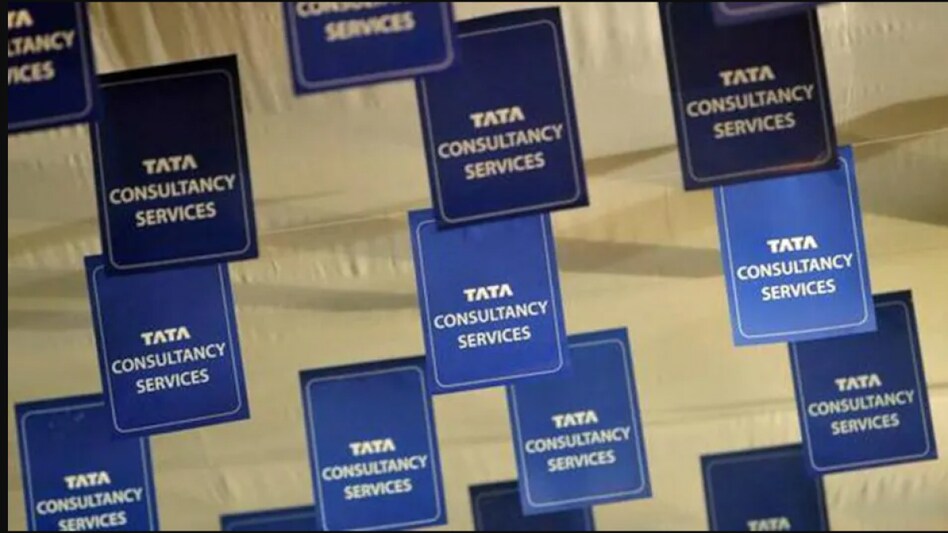 As part of this partnership, TCS will not only design but also deploy a high resilience and high-performance solution that will integrate multiple systems to transform MCX’s operations end-to-end As part of this partnership, TCS will not only design but also deploy a high resilience and high-performance solution that will integrate multiple systems to transform MCX’s operations end-to-end