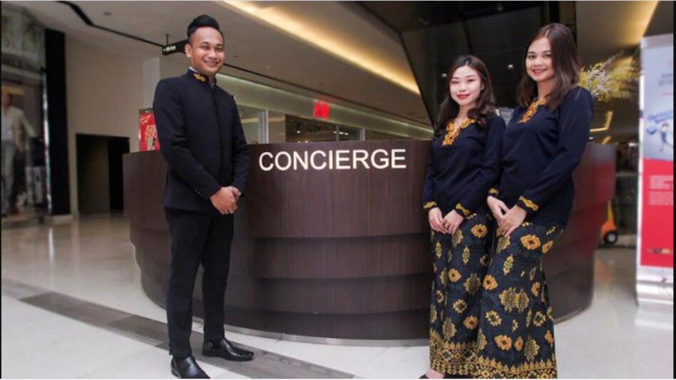 The services sector witnessed the first expansion in output in four months and a rebound in business confidence The services sector witnessed the first expansion in output in four months and a rebound in business confidence