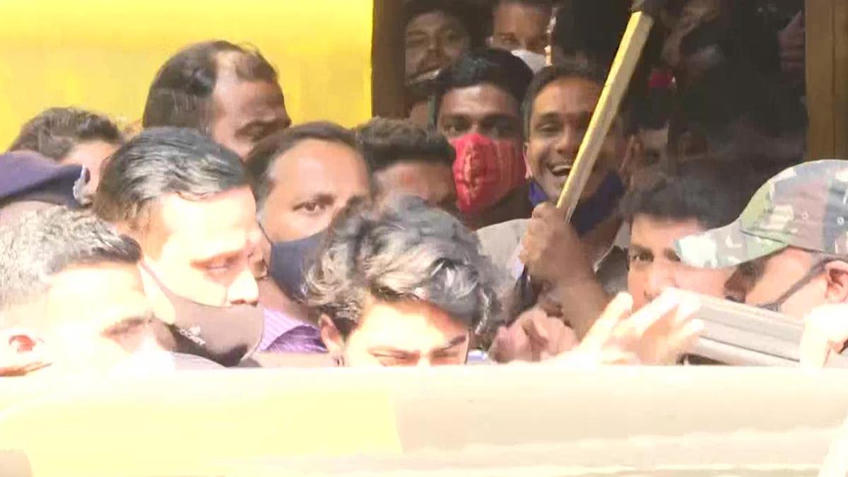 Aryan Khan walks out of Arthur Road jail after 3 weeks, see visuals