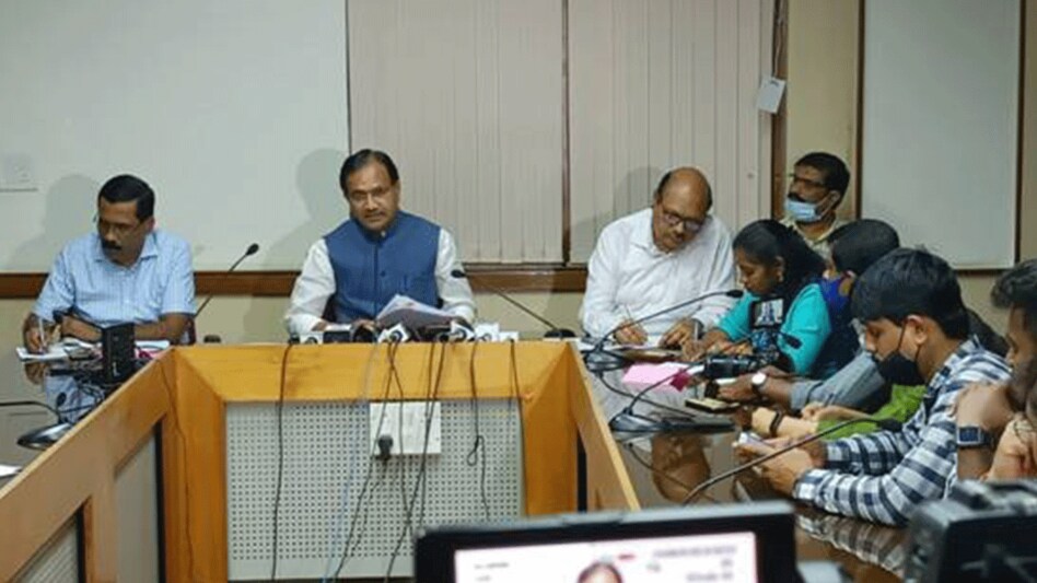 Bhagwanth Khuba, Union Minister of State for Chemicals and Fertilizers addresses a Press Conference Bhagwanth Khuba, Union Minister of State for Chemicals and Fertilizers addresses a Press Conference