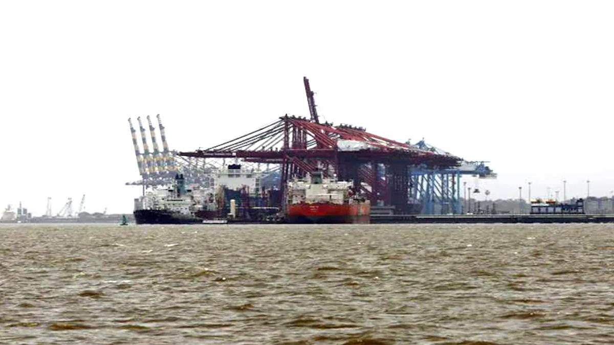 The total container traffic handled in September 2021 stood at 452,108 TEUs