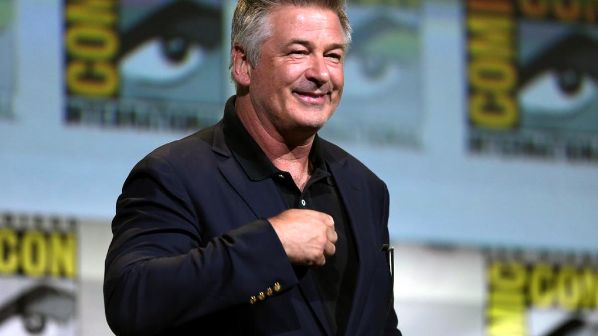 Alec Baldwin fires prop gun on movie set; kills woman, injures another