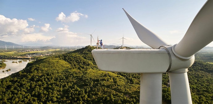 In the US, 19 suppliers in Apple's Supplier Clean Energy Programme, including Solvay, are scaling their use of renewable energy across their Apple operations. In the US, 19 suppliers in Apple's Supplier Clean Energy Programme, including Solvay, are scaling their use of renewable energy across their Apple operations.
