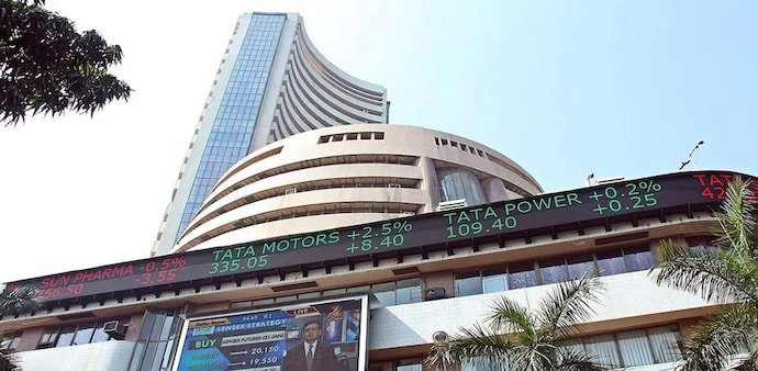 Initial shareholding data showed that there are at least 27 companies in the BSE 500 index in which promoters have upped their holdings for the quarter ended September 30 Initial shareholding data showed that there are at least 27 companies in the BSE 500 index in which promoters have upped their holdings for the quarter ended September 30