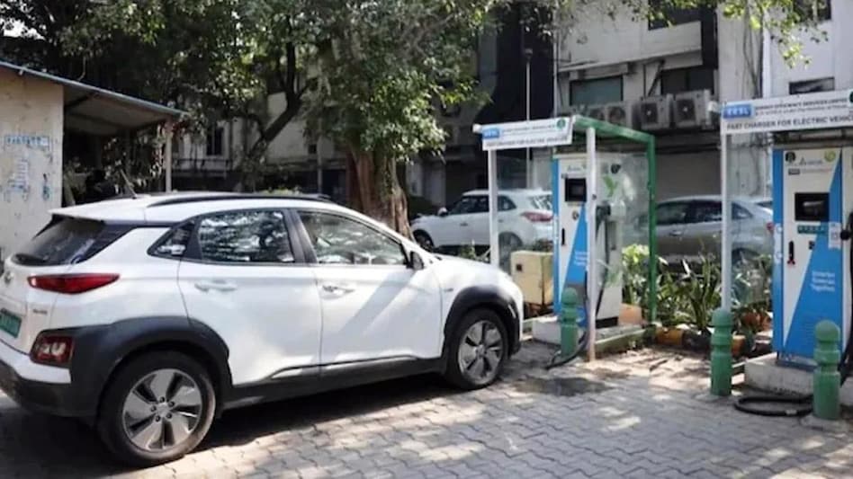 Agency for Non-conventional Energy and Rural Technology (ANERT) is a state government agency which is already operating multiple charging stations across Kerala. Agency for Non-conventional Energy and Rural Technology (ANERT) is a state government agency which is already operating multiple charging stations across Kerala.