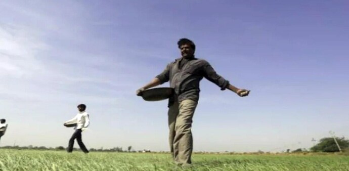 Crop insurance claims in the 2019-20 crop year (July-June) stood at Rs 27,398 crore. Crop insurance claims in the 2019-20 crop year (July-June) stood at Rs 27,398 crore.