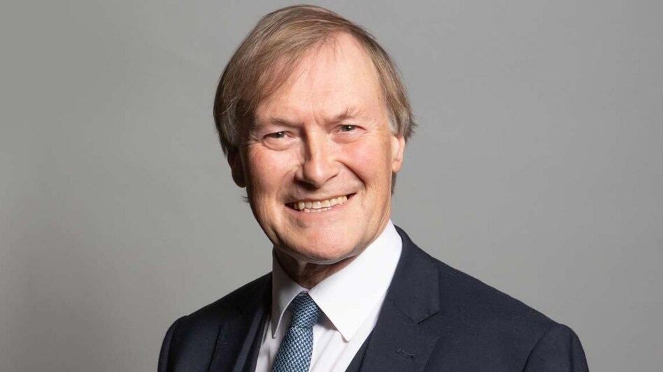 David Amess was first elected to parliament to represent Basildon in 1983, and then stood for Southend West in 1997 David Amess was first elected to parliament to represent Basildon in 1983, and then stood for Southend West in 1997