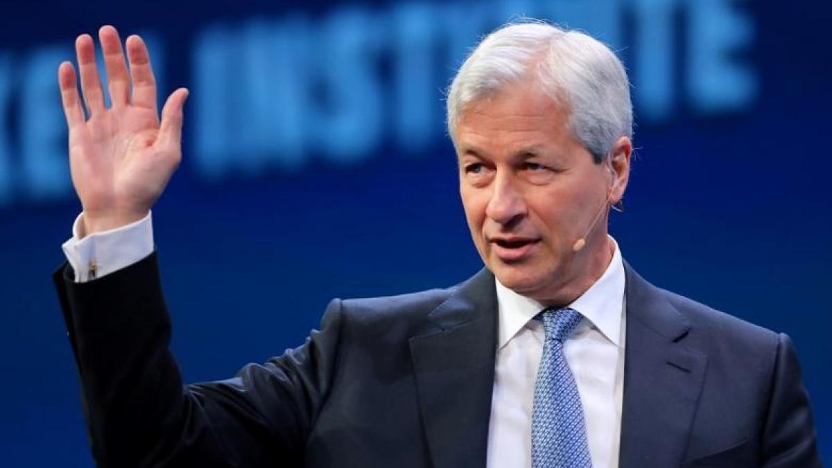 JPMorgan’s Jamie Dimon says bitcoin is worthless, due for regulation JPMorgan’s Jamie Dimon says bitcoin is worthless, due for regulation