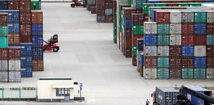 The country's merchandise exports in April-September 2021 stood $197.11 billion The country's merchandise exports in April-September 2021 stood $197.11 billion